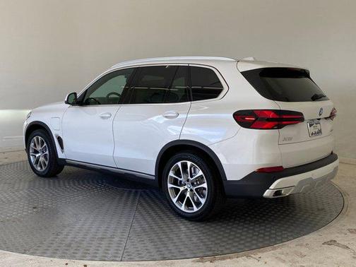 2026 BMW X5 PHEV xDrive50e