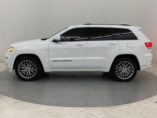 2017 Jeep Grand Cherokee Summit
