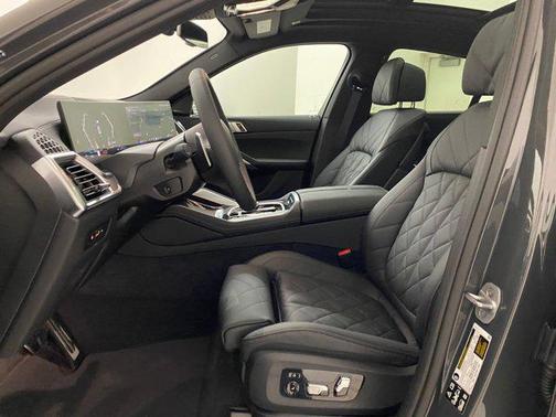 2026 BMW X6 xDrive40i