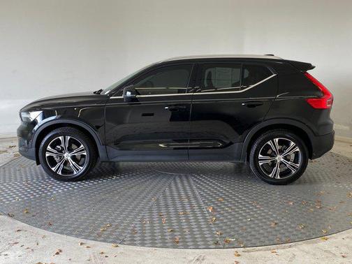 2022 Volvo XC40 T5 Inscription