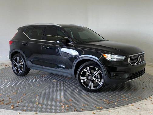 2022 Volvo XC40 T5 Inscription