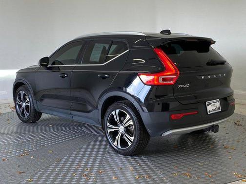 2022 Volvo XC40 T5 Inscription