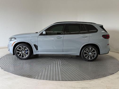 Brooklyn Grey Metallic 2025 BMW X5 PHEV xDrive50e