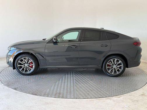 Dravit Grey Metallic 2027 BMW X6 M60i