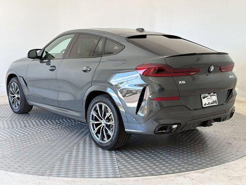Dravit Grey Metallic 2027 BMW X6 M60i