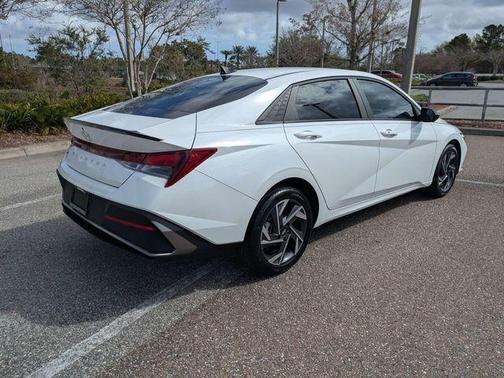 2025 Hyundai ELANTRA Sport