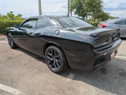 2022 Dodge Challenger SXT