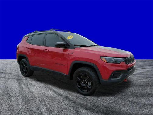 Red Hot Pearlcoat 2024 Jeep Compass Trailhawk