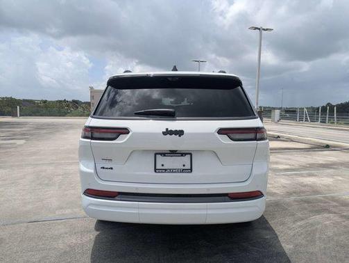 Bright White Clearcoat 2026 Jeep Grand Cherokee L Limited