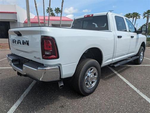 2025 RAM 2500 Tradesman Crew Cab 4x4 6'4' Box