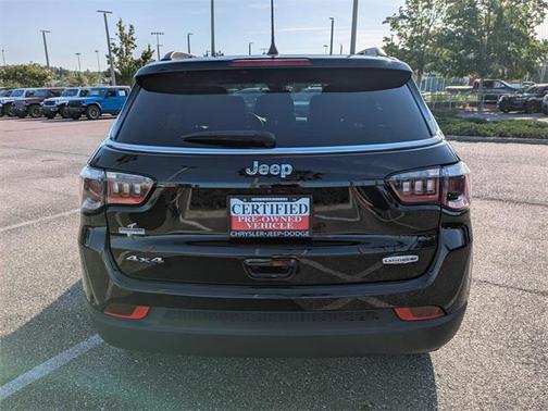 2022 Jeep Compass Latitude Lux