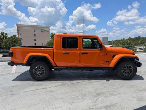2025 Jeep Gladiator Sport S