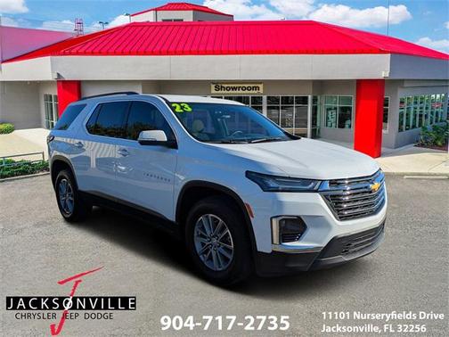 2023 Chevrolet Traverse LT Cloth