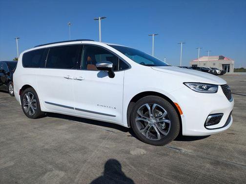 2026 Chrysler Pacifica L