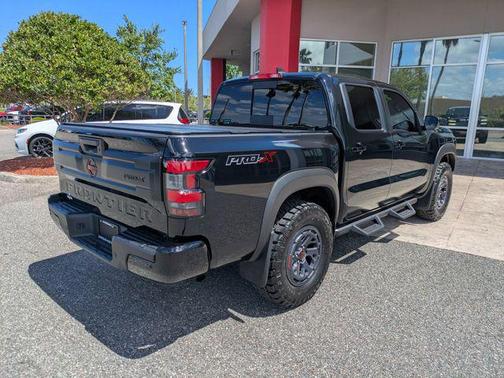 Super Black 2025 Nissan Frontier PRO-X