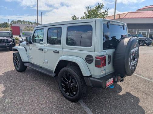 Earl Clearcoat 2023 Jeep Wrangler 4xe Sahara