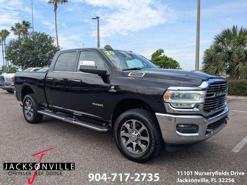 Diamond Black Crystal Pearlcoat 2020 RAM 2500 Big Horn Crew Cab 4x4 6'4' Box