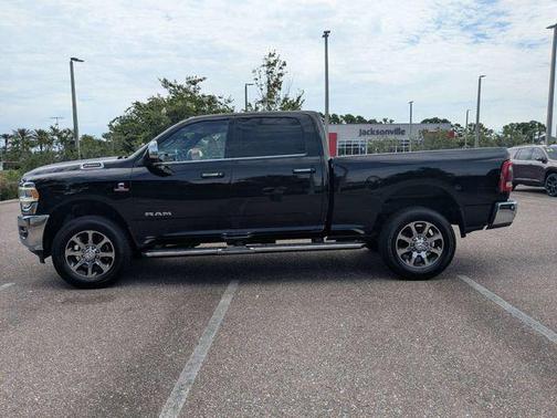 Diamond Black Crystal Pearlcoat 2020 RAM 2500 Big Horn Crew Cab 4x4 6'4' Box