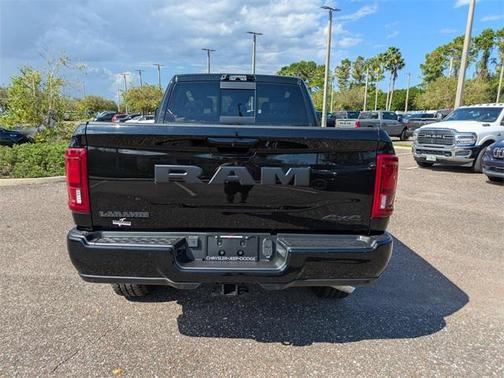 2025 RAM 2500 Laramie Crew Cab 4x4 6'4' Box