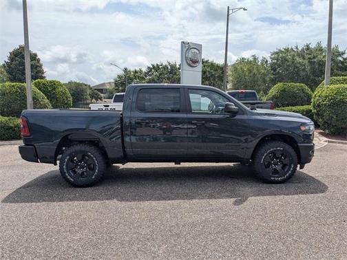 2025 RAM 1500 Warlock Crew Cab 4x4 5'7' Box