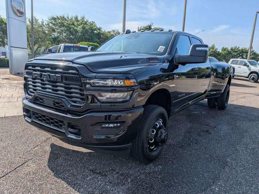 Diamond Black 2026 RAM 3500 Big Horn Crew Cab 4x4 8' Box