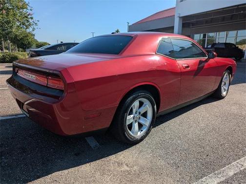 2010 Dodge Challenger SE