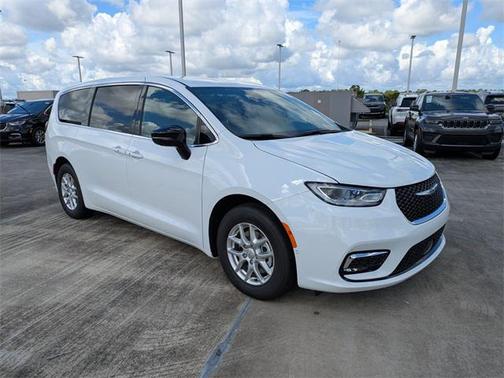 2026 Chrysler Pacifica L
