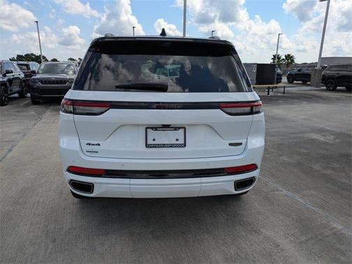 2025 Jeep Grand Cherokee Summit