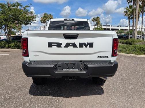 2025 RAM 2500 Tradesman Crew Cab 4x4 6'4' Box