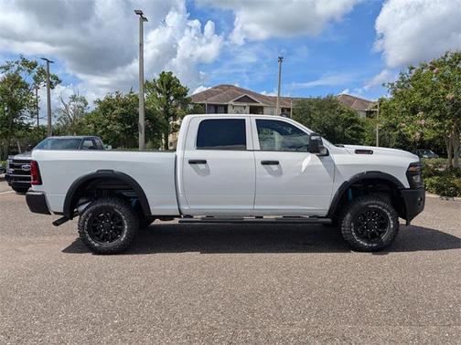 2025 RAM 2500 Tradesman Crew Cab 4x4 6'4' Box