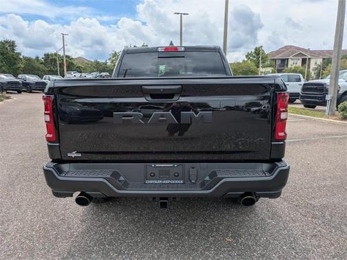 2026 RAM 1500 Warlock Crew Cab 4x4 5'7' Box