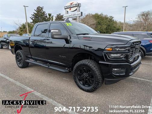 2025 RAM 2500 Big Horn Crew Cab 4x4 6'4' Box