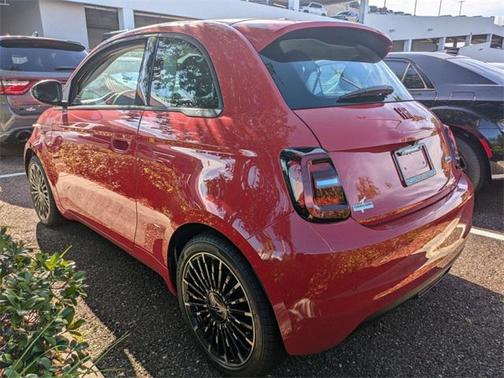 2024 FIAT 500e INSPI(RED) FWD