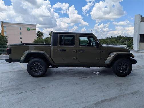 2025 Jeep Gladiator Sport S