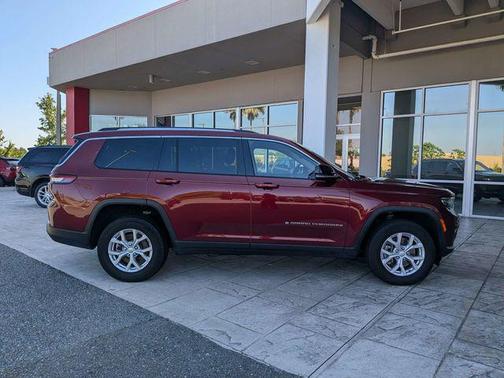 Velvet Red Pearlcoat 2023 Jeep Grand Cherokee L Limited