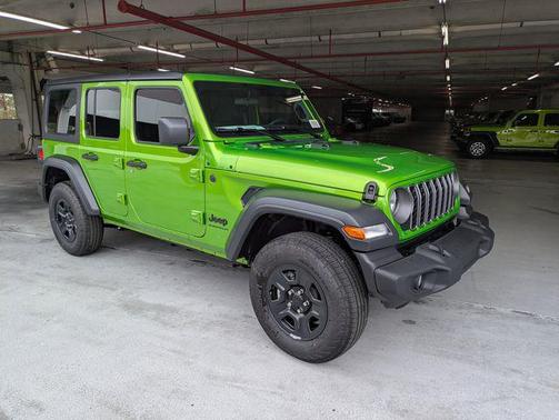 Mojito Clearcoat 2026 Jeep Wrangler Sport