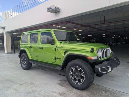 Mojitol Clear 2026 Jeep Wrangler 4-Door Sahara 4x4