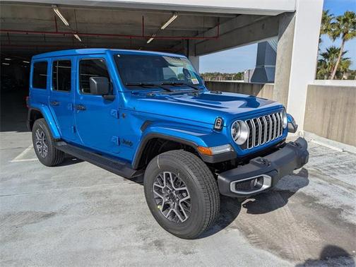 2026 Jeep Wrangler 4-Door Sahara 4x4