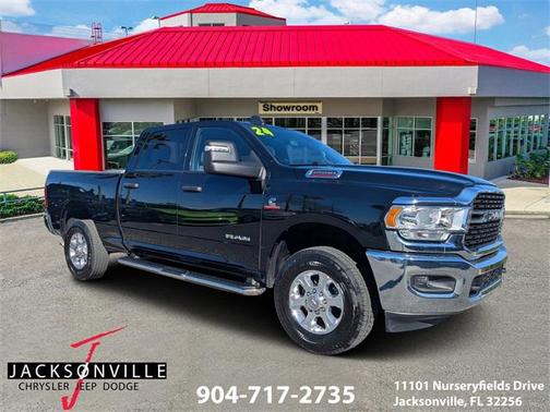 2024 RAM 2500 Big Horn Crew Cab 4x4 6'4' Box