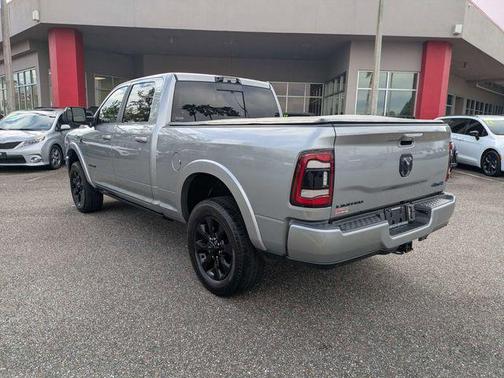 2022 RAM 2500 Limited Crew Cab 4x4 6'4' Box