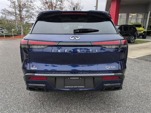 2025 INFINITI QX60 Luxe