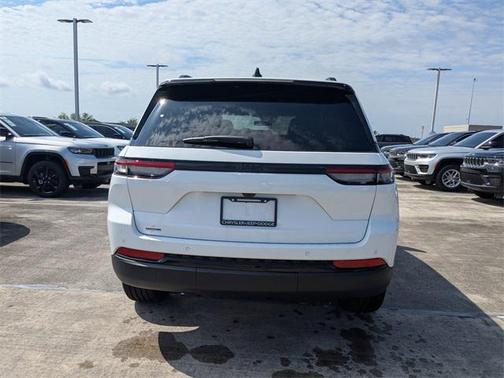 2025 Jeep Grand Cherokee Altitude