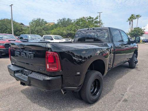 Diamond Black 2026 RAM 3500 Big Horn Crew Cab 4x4 8' Box