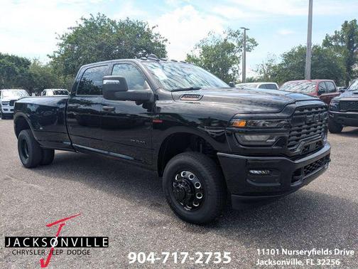 Diamond Black 2026 RAM 3500 Big Horn Crew Cab 4x4 8' Box