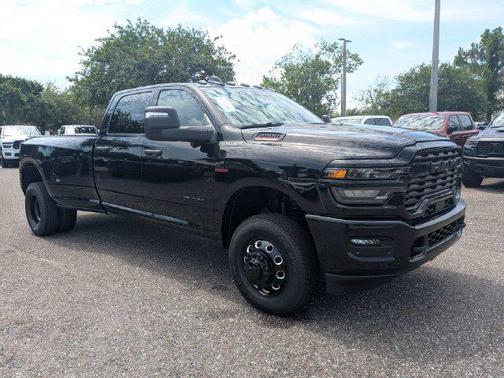 Diamond Black 2026 RAM 3500 Big Horn Crew Cab 4x4 8' Box