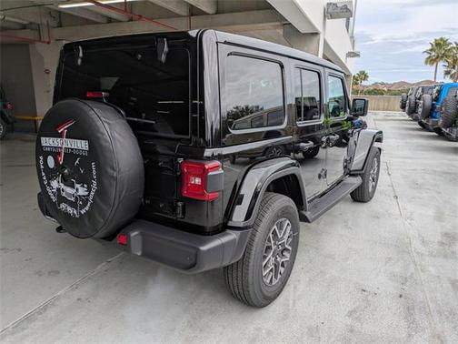 2026 Jeep Wrangler 4-Door Sahara 4x4