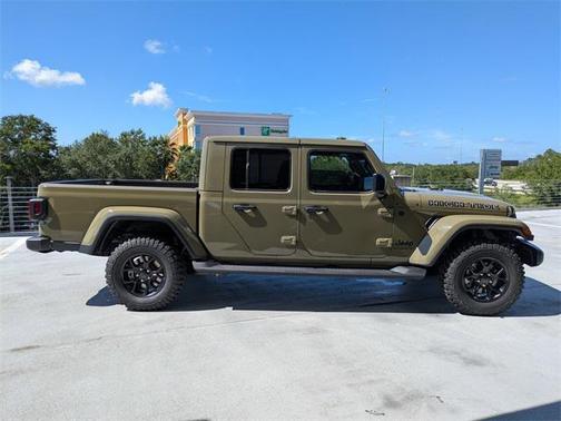 2025 Jeep Gladiator Sport