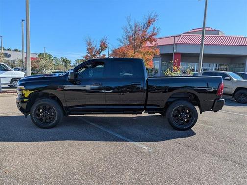 2025 RAM 2500 Laramie Crew Cab 4x4 6'4' Box