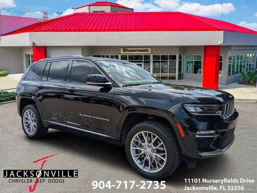 Diamond Black 2022 Jeep Grand Cherokee 4xe Summit