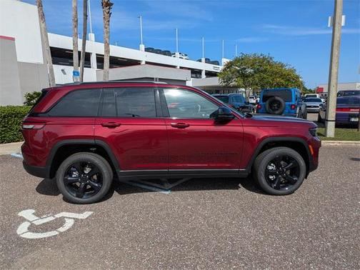 2025 Jeep Grand Cherokee Limited X